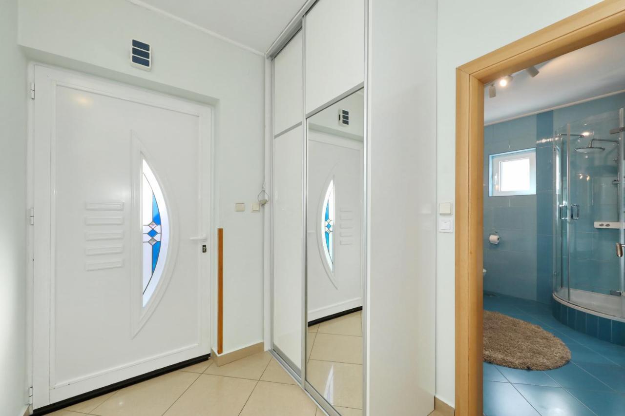 Sea Relaxing Apartment Bibinje Esterno foto