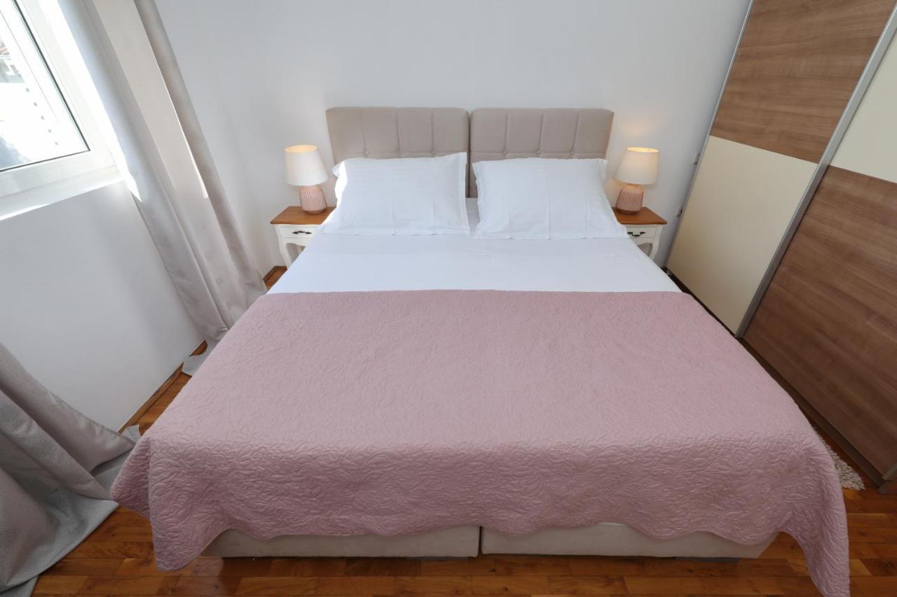 Sea Relaxing Apartment Bibinje Esterno foto